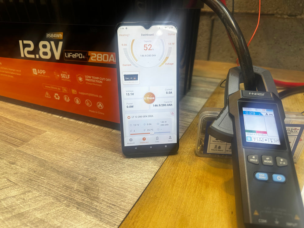 LiThink 280 Ah battery with app display and meter during a practical test